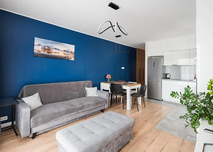 Rakow Stylish Apartment